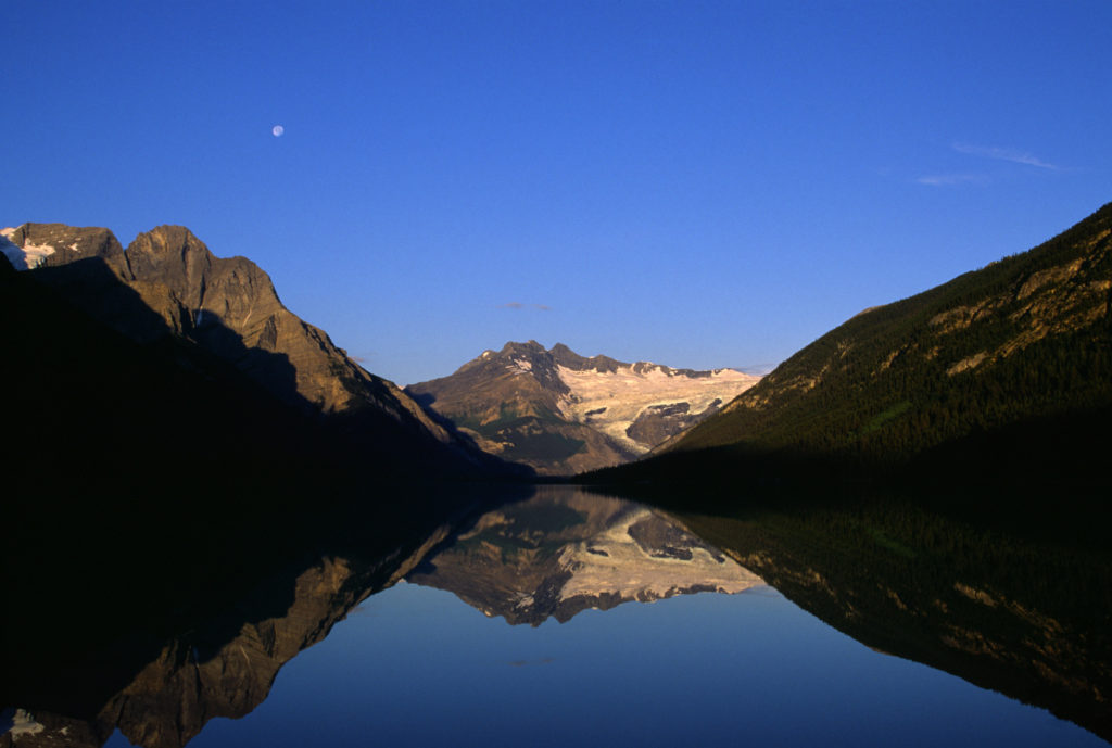 Glacier Lake © Anthony Neilson